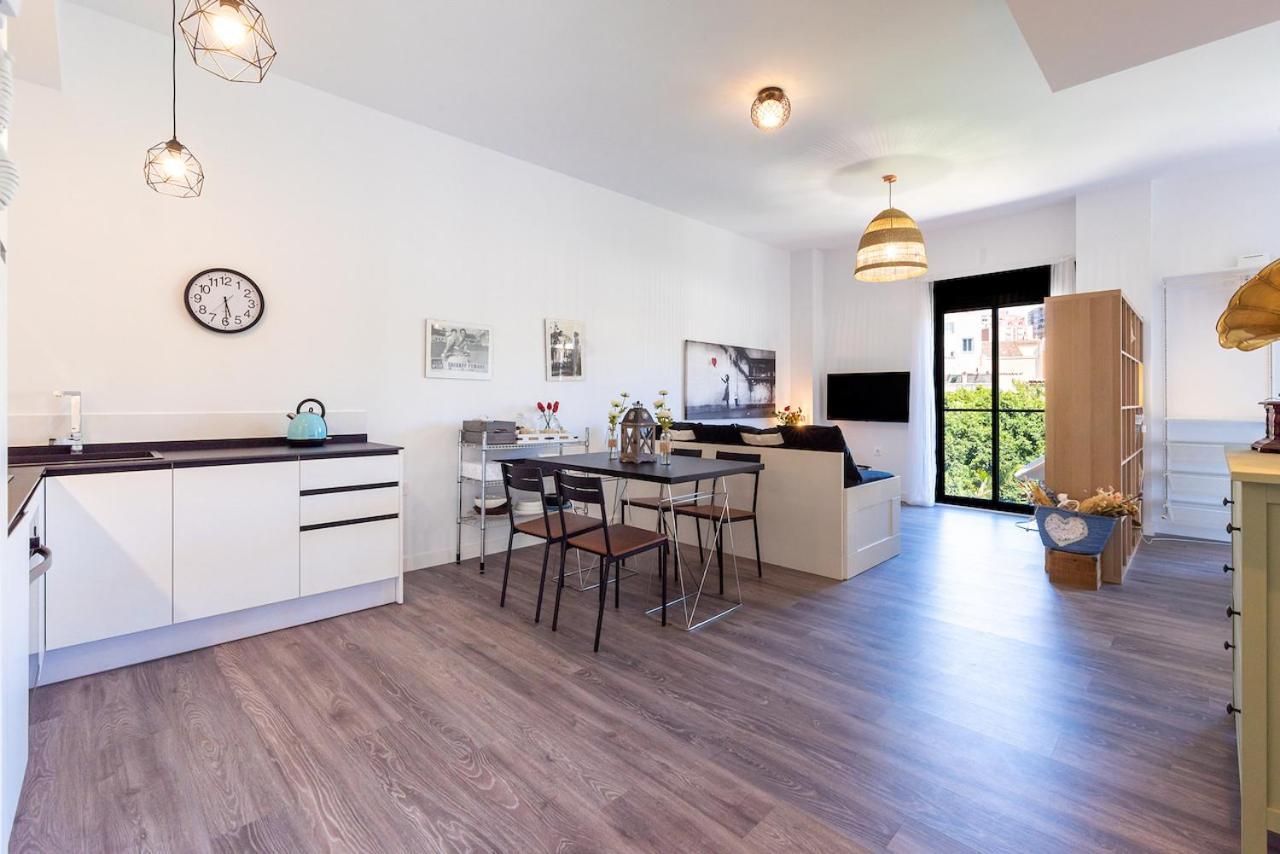 Apartamento Don Rodrigo Málaga Dış mekan fotoğraf